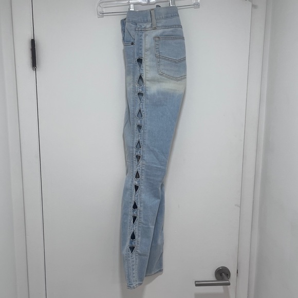 Erin Wesson x RVCA jeans size 28 - Picture 5 of 6